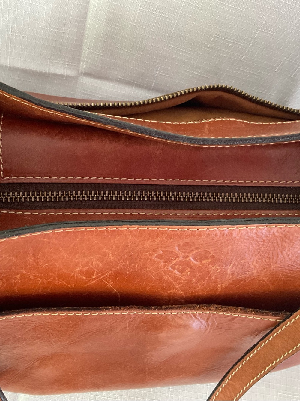 Patricia Nash Romina Tan Leather Shoulder Tote - Picture 4 of 11